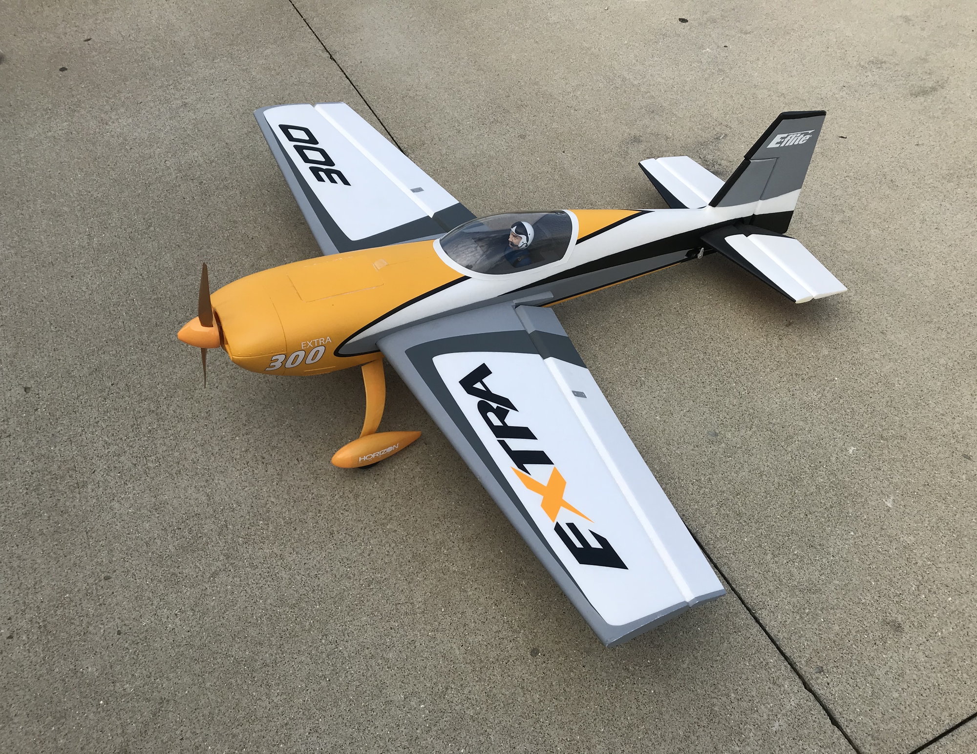 E-flite Extra 300 - RCU Forums