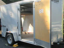 can hold 5 planes easy