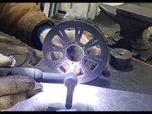The process of welding wheel reinforcement components