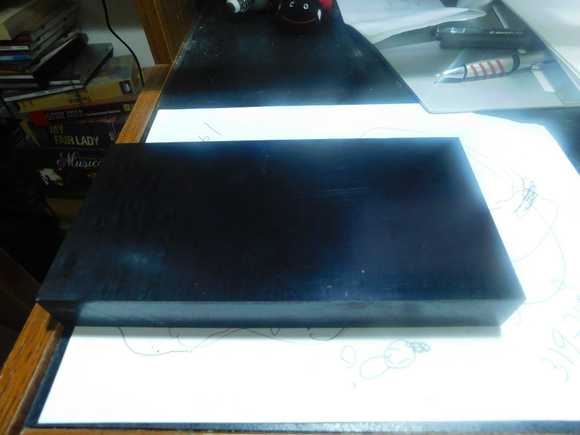 Delrin .75" thick, I tried .5" and the magnet ring was too short.