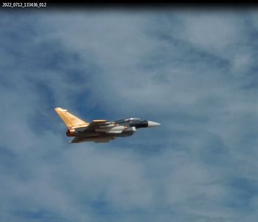 70mm Tajfun, hot as a missile.