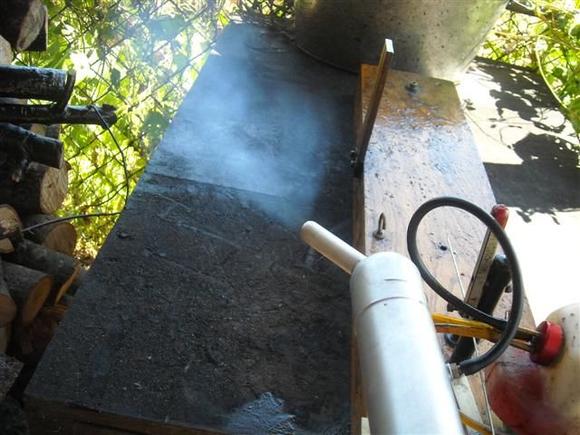 Bisson 60 size muffler adapted to the Fox 74, note opposed baffles, it had deep throb sound but not at all loud.