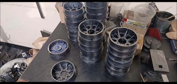 All drive wheels and spokes are finished.