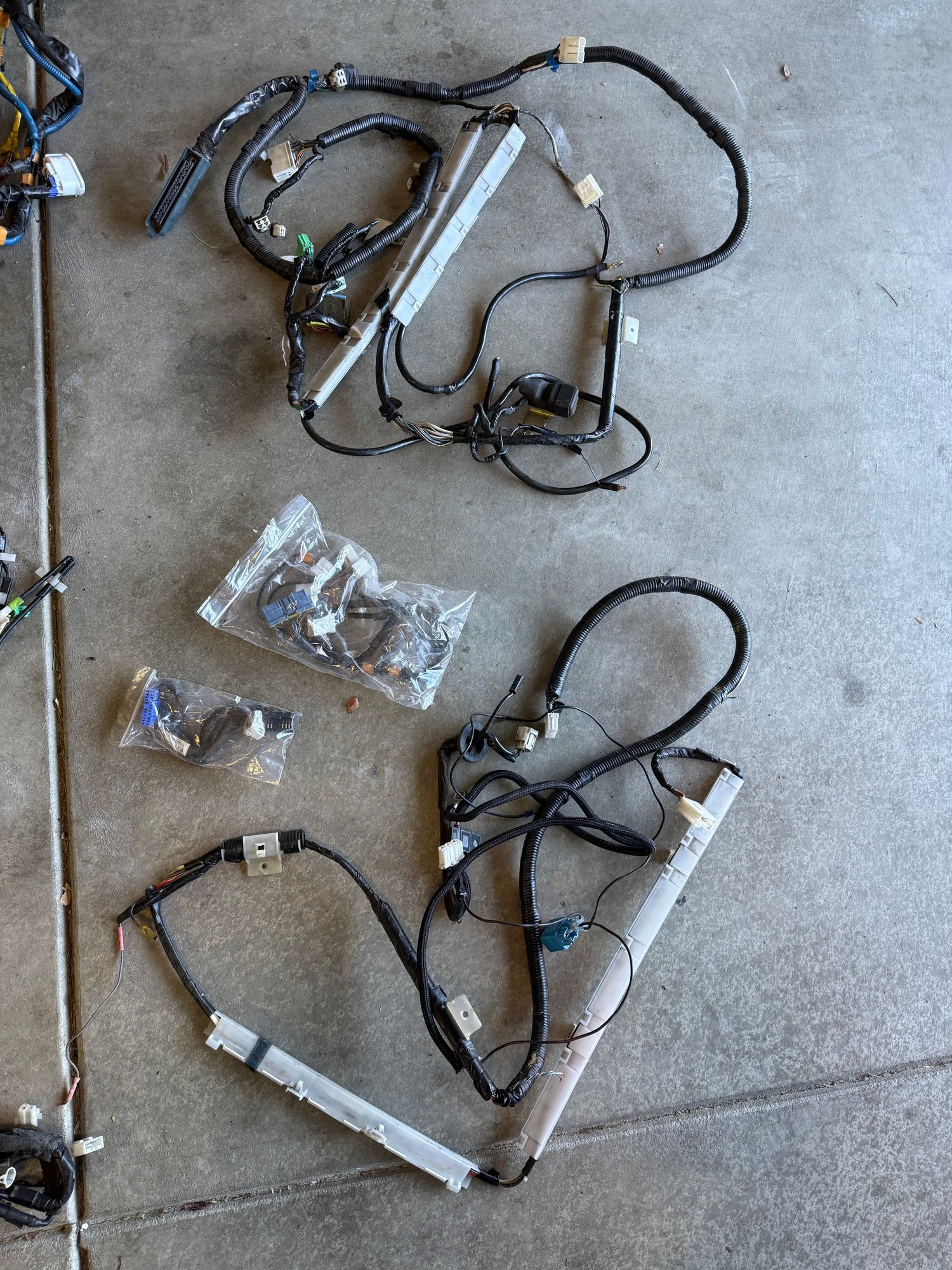 Engine - Electrical - Main Relay Harness, Engine Harness, Dash Firewall Harness, and others - Used - All Years  All Models - Valencia, CA 91380, United States
