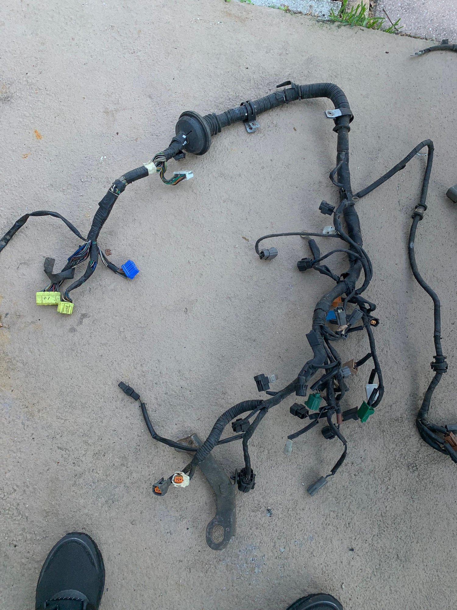 Engine - Electrical - Jdm FD rx7 clean engine harness/air con compressor - Used - 1993 to 2023 Mazda RX-7 - Orlando, FL 32825, United States