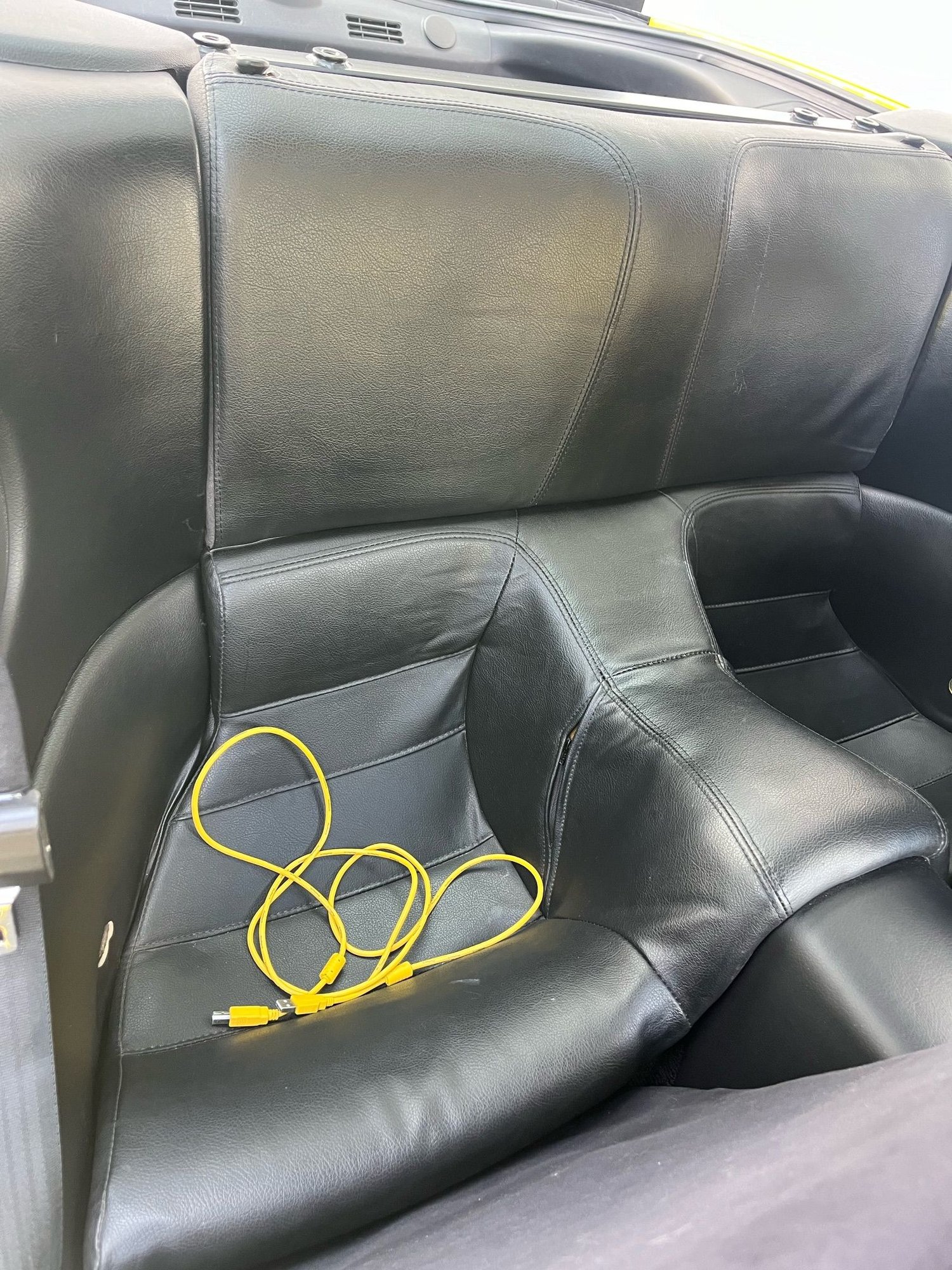 Interior/Upholstery - Looking to trade rear seats for rear bins - Used - 1993 to 2002 Mazda RX-7 - Cincinnati, OH 45238, United States