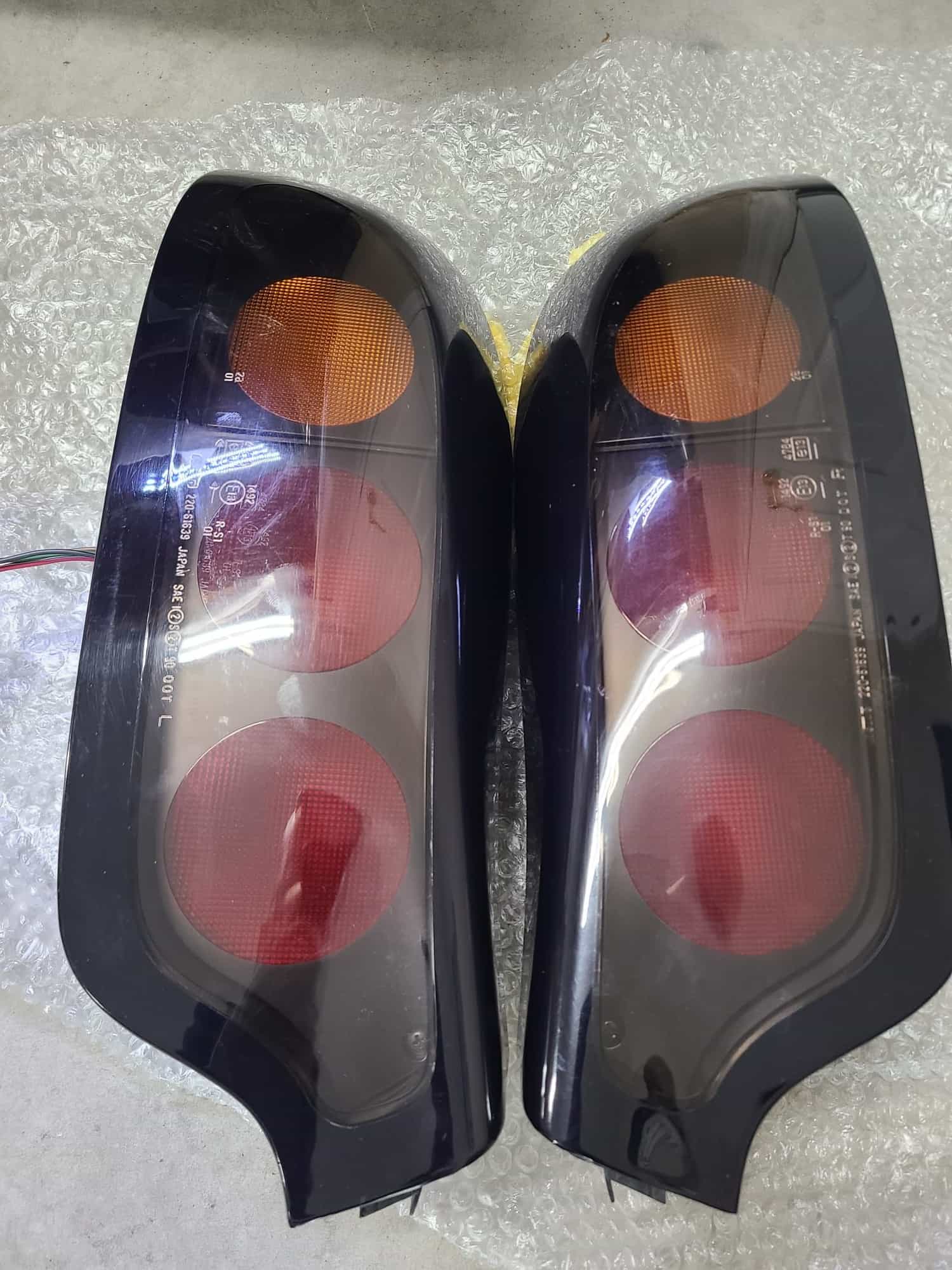Miscellaneous - 99 Tail Lights $850 - Used - 1999 to 2002 Mazda RX-7 - Richmond Hill, ON L4E3Y6, Canada