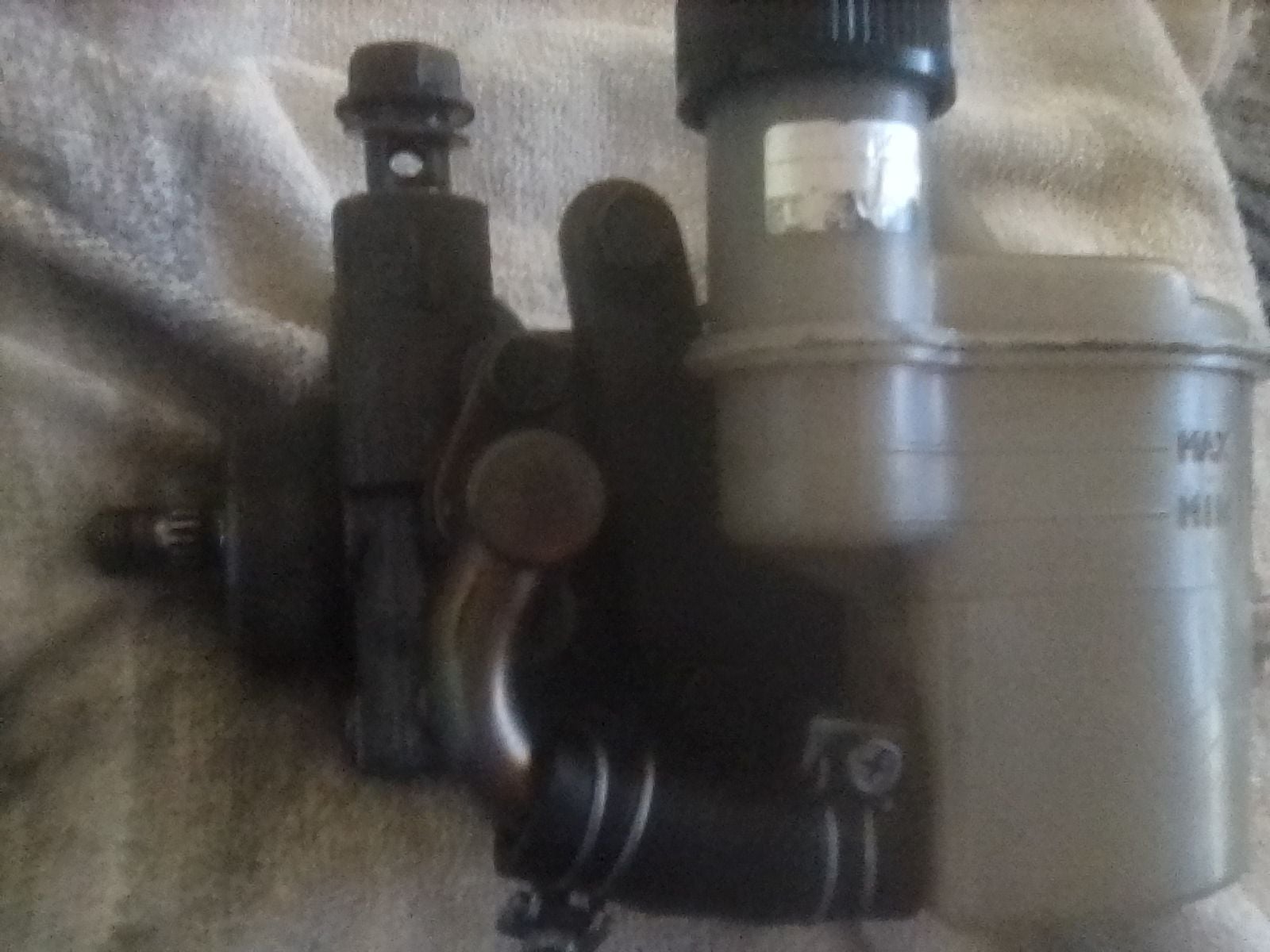Steering/Suspension - FD - OEM Power Steering Wheel Pump & Reservoir - Used - 1993 to 1995 Mazda RX-7 - San Jose, CA 95121, United States