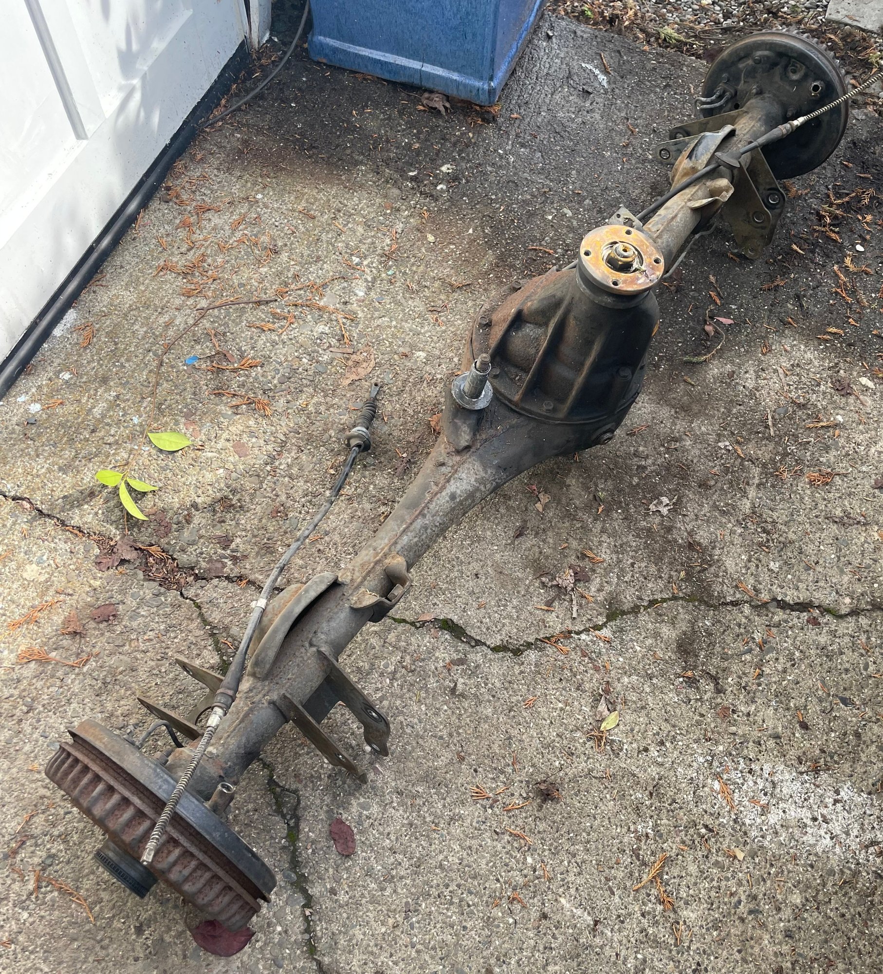 Wheels and Tires/Axles - RX7 FB 79 -82 Drum Rear End - Used - -1 to 2024  All Models - Mill Valley, CA 94941, United States