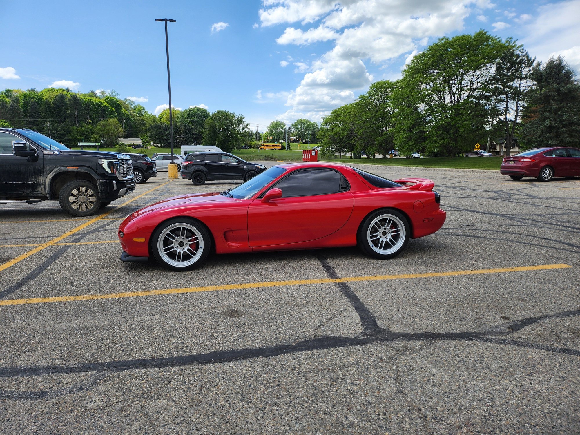 FD with new wheels and tires. RPF1s in 18x9.5 and 18x10. 255 front 275 rear. 
