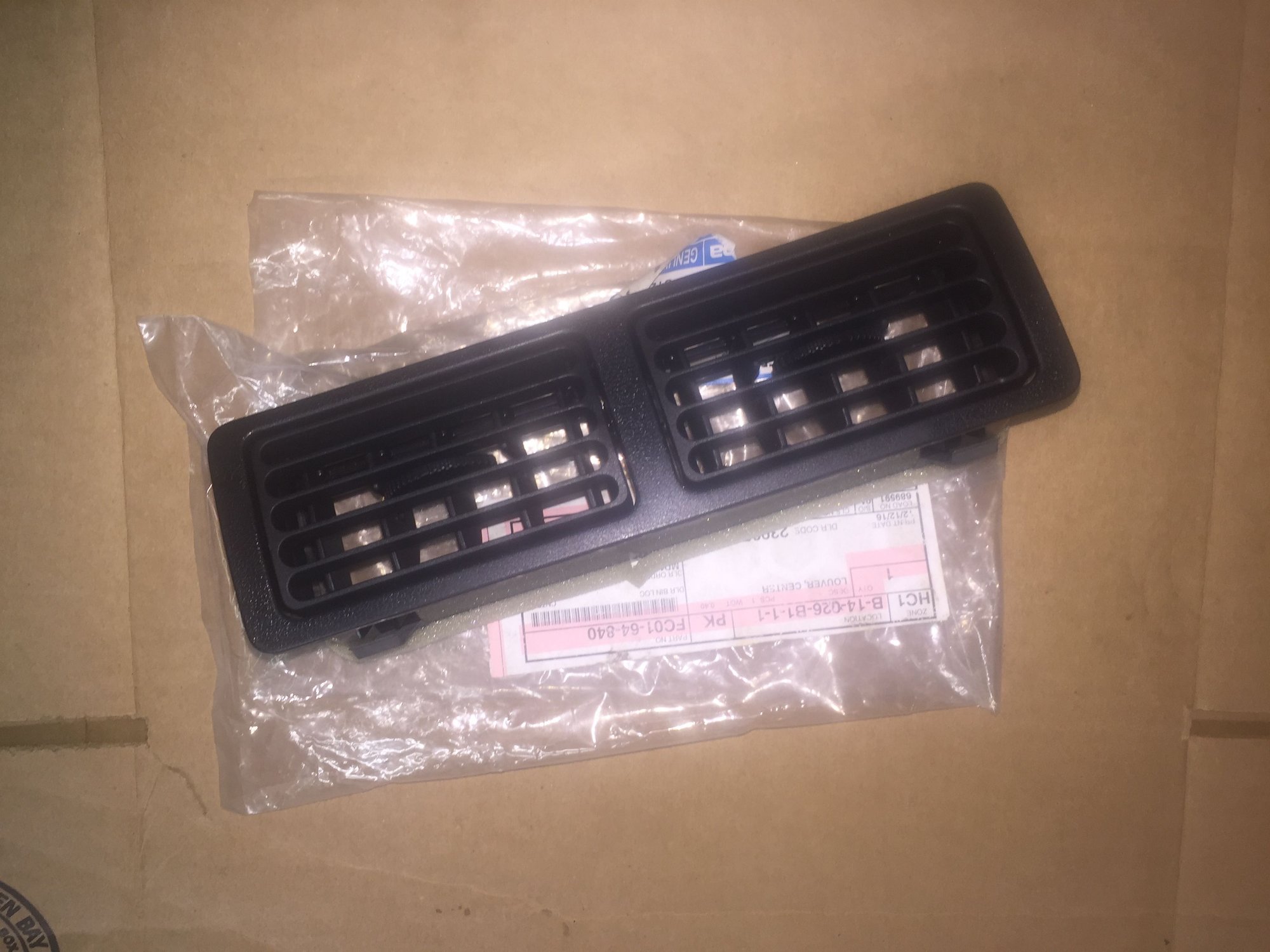 Interior/Upholstery - OEM Genuine Center Vent - New - 1989 to 1992 Mazda RX-7 - Deerfield, FL 33442, United States