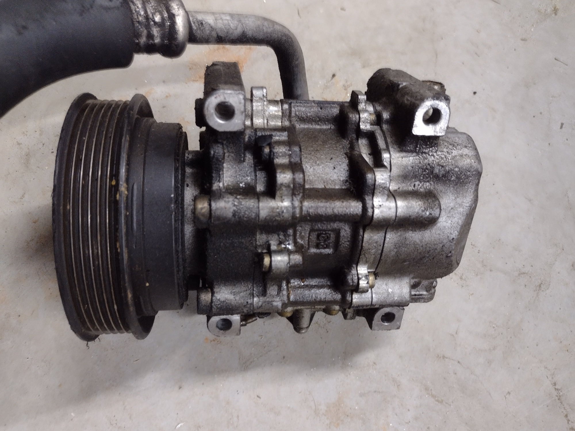 Accessories - FD A/C Compressor, Power Steering Pump, Bracket, Pulley - Used - 1993 to 2002 Mazda RX-7 - Dawsonville, GA 30534, United States