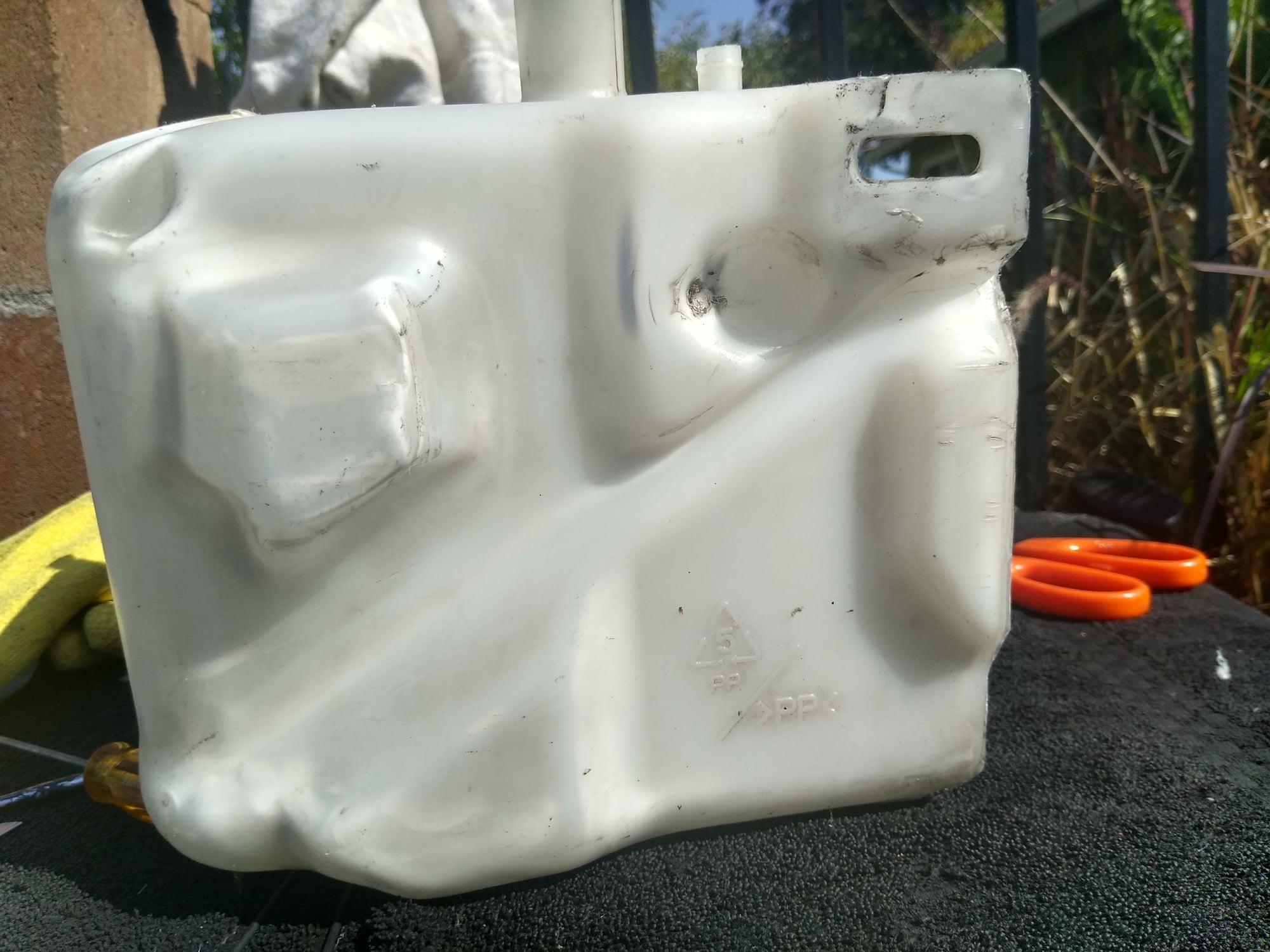 Miscellaneous - OEM - FD Windshield Water Tank g - Used - 1993 to 1995 Mazda RX-7 - San Jose, CA 95121, United States