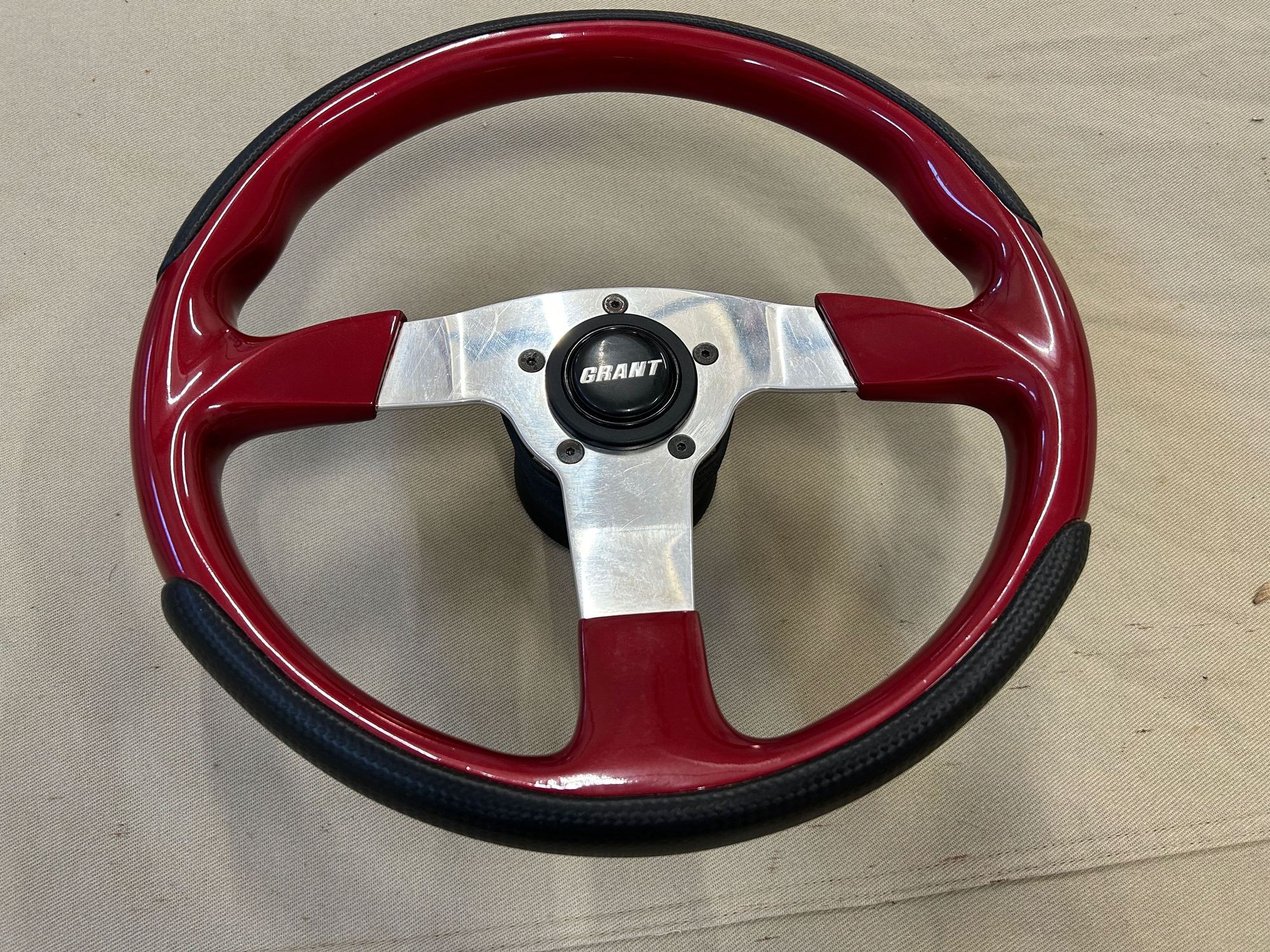 Steering/Suspension - Grant steering wheel from 1984 GSL-SE - Used - -1 to 2024  All Models - Clinton, MA 01510, United States