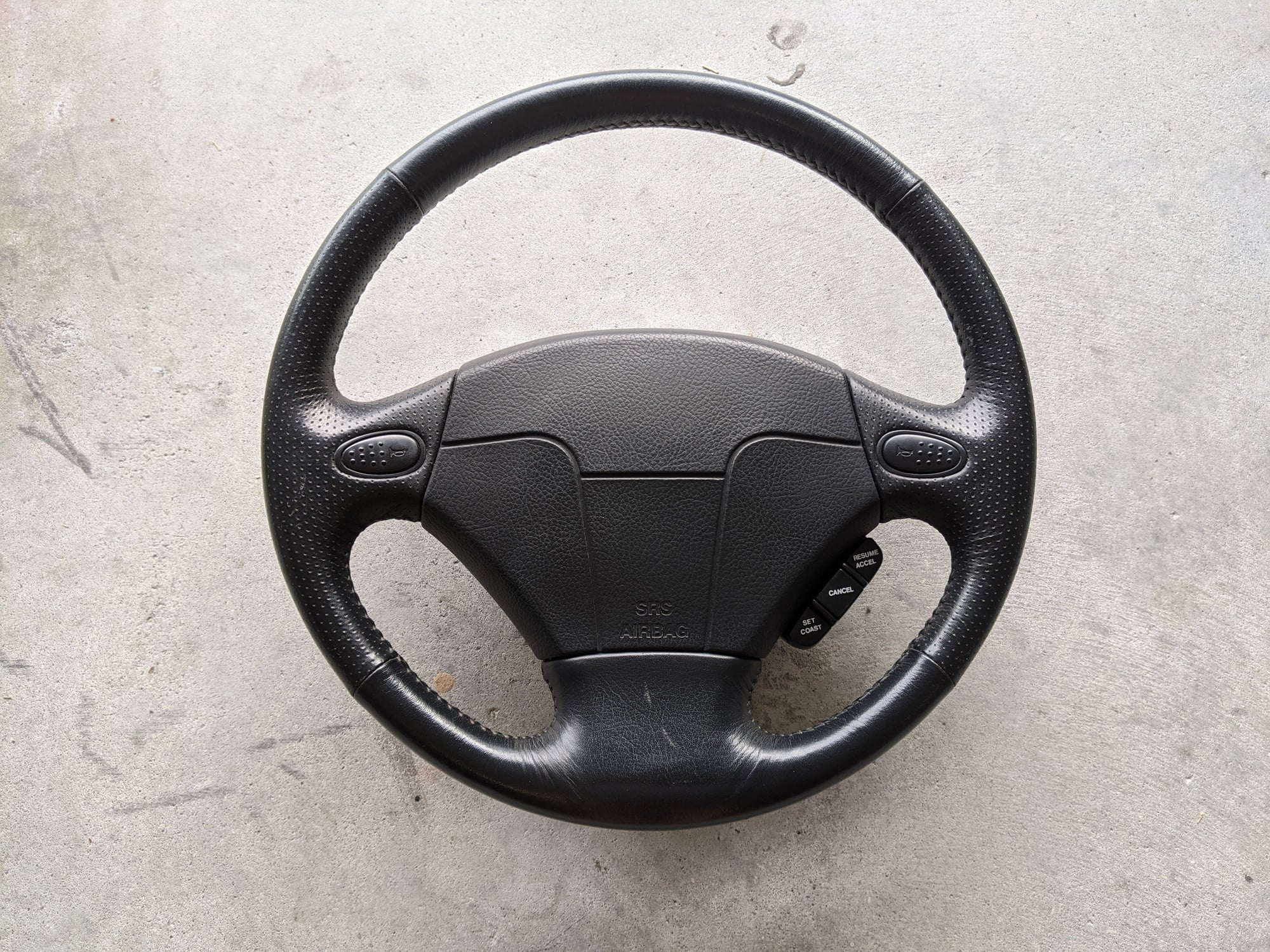 1993 Mazda RX-7 - OEM 1993 Steering Wheel w/ Airbag - Interior/Upholstery - $100 - Melbourne, FL 32940, United States