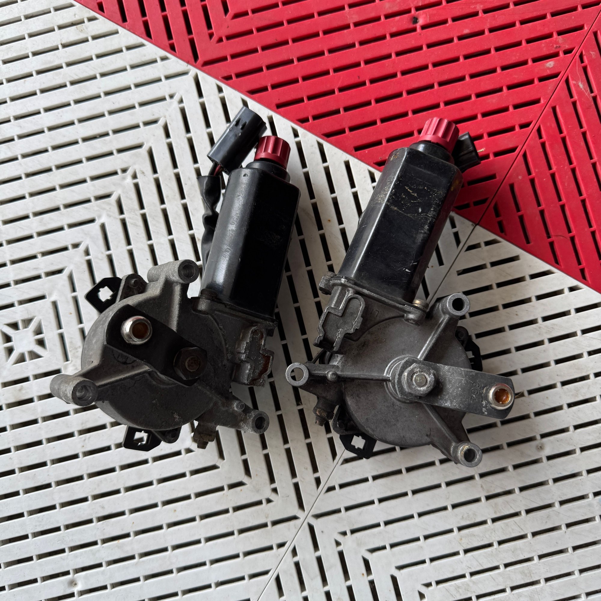 Lights - Headlamp Motors for 1992-2002 Mazda RX-7 FD3S - Used - 0  All Models - Birmingham, MI 48323, United States