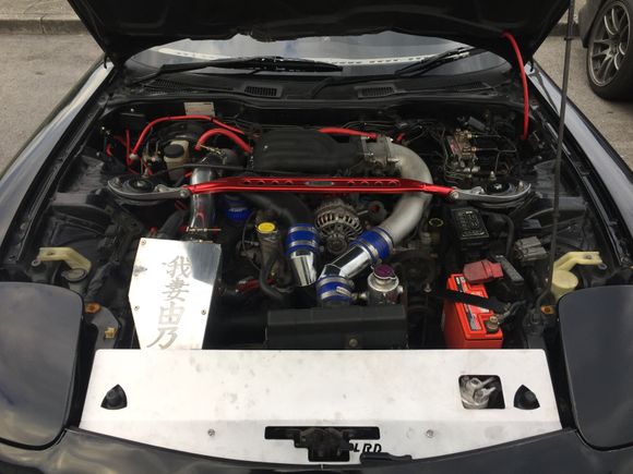 Also, here's a current picture of my engine bay. I need black or red IC hose joints