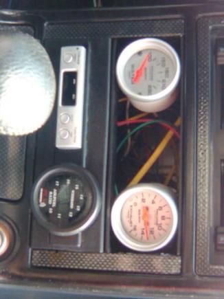 Greddy turbo timer,PLX wideband,auto meter EGT and CT gauges.