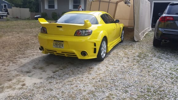 I told them to paint the whole thing yellow because they would of charged me BS just to paint the small parts I wanted black. so that is why it looks plain right now