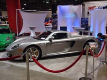 Mmmm.... Porsche Carrera GT... so in love with the Le Mans shape...