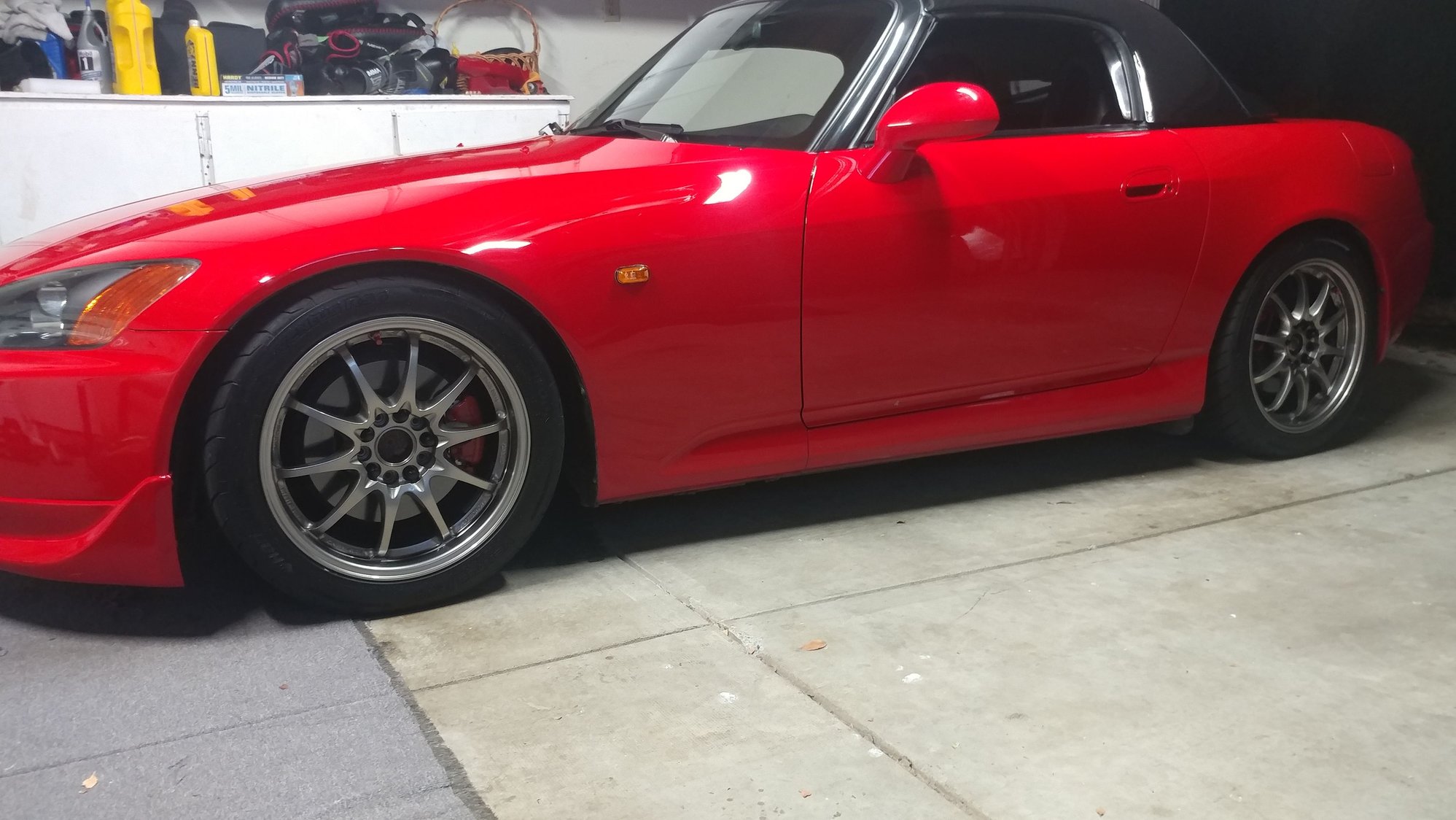 Honda s2000 Red White Wheels