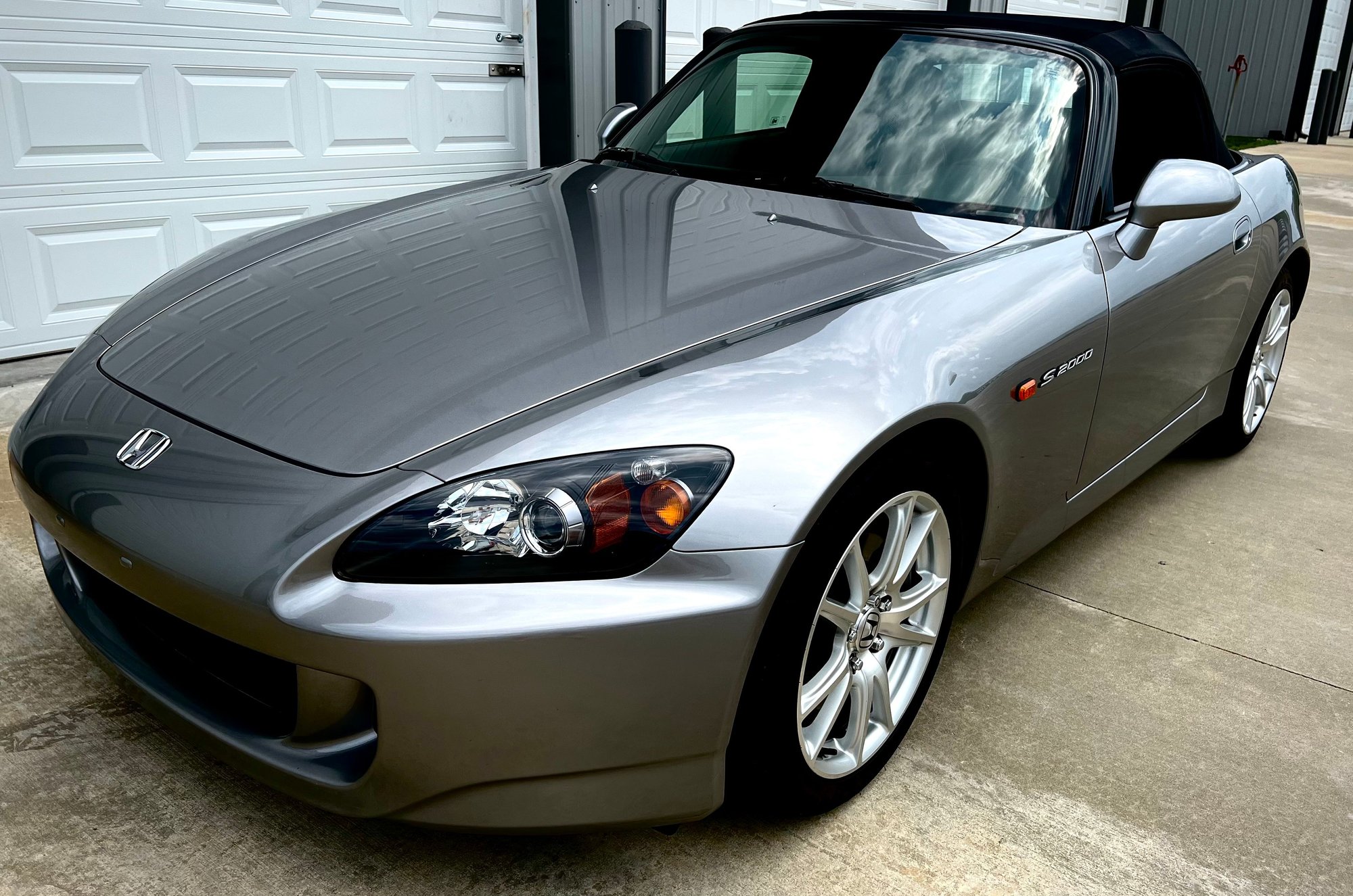 2004 Honda S2000 - IL- 2004 Silverstone/black 17k miles - Used - VIN JHMAP21474S000082 - 17,400 Miles - 4 cyl - 2WD - Manual - Convertible - Silver - Champaign, IL 61822, United States