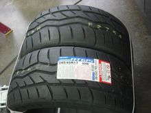 17" Time Attacks w/ red ring