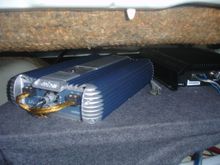 Sub and Amp setup 004.JPG