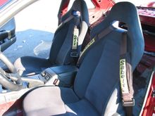 R32 seats 240.JPG