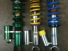 Rear dampers lined up