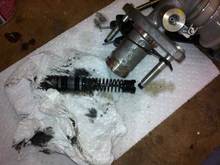 This is piston/valve assembly