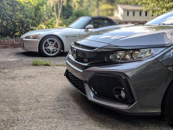 I feel like they are borrowing some design cues from the Civic. Waffle cone - check. (and the 2020 has the split accent piece)