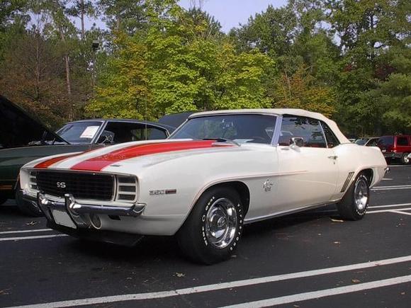 Camaro Front.jpg