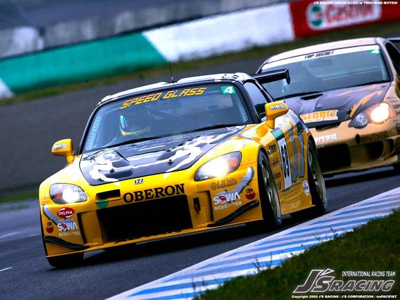 JS_STAI_04_MOTEGI1.jpg