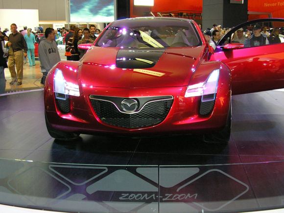 MAZDA CONCEPT.JPG