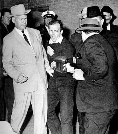 30 Oswald shot by Jack Rubysmall.jpg