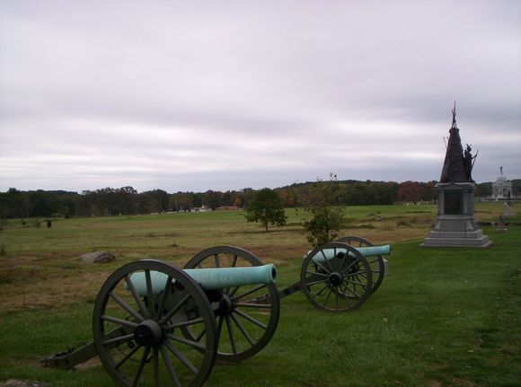 Cannons and monuments