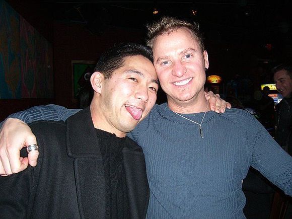 929829295403_0_BG.jpg