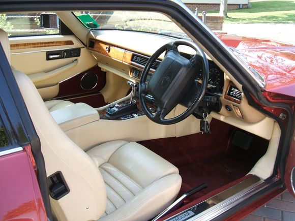 Dad's Jag XJS 2.jpg