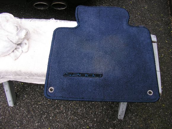 FLOOR MAT1.JPG