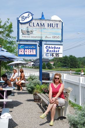 Bob's Clam Hut Sign 3