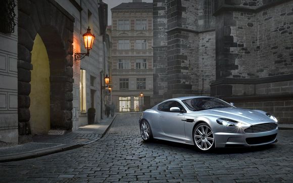 Aston_Martin-DBS.jpg