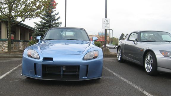07 DUCS CAR.jpg