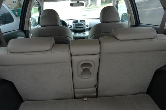 DSC_9096 080508 back seats up.JPG