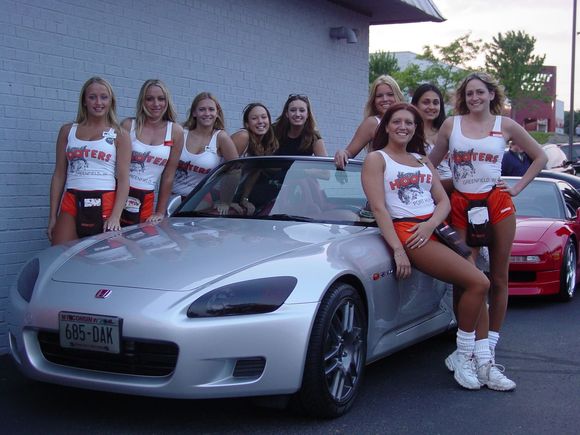 Hooters S2K.JPG