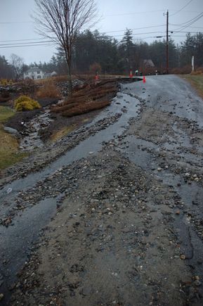 DSC_02272010-03-14driveway_washout.JPG