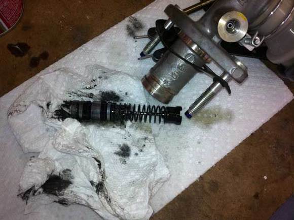 This is piston/valve assembly