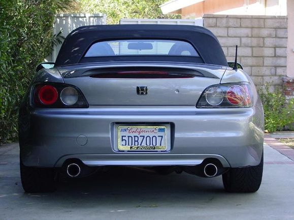 you_lookin_at_my_bum.jpg