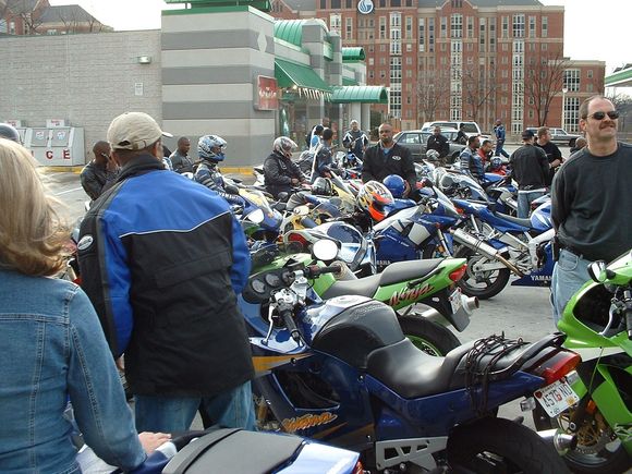 1-4-04 bike day out 013.jpg
