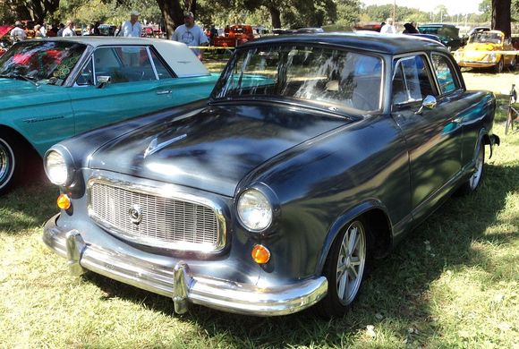 A little Nash Rambler